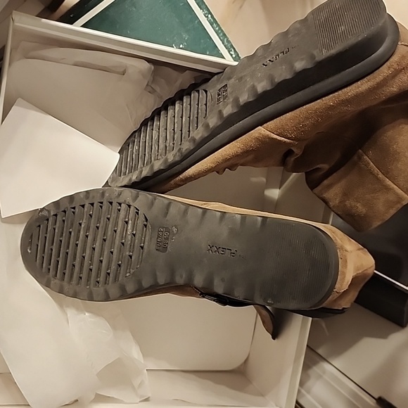 Ankle boots - Picture 4 of 6